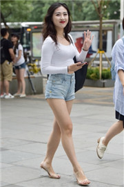 最新街拍：夜景灯光人物摄影